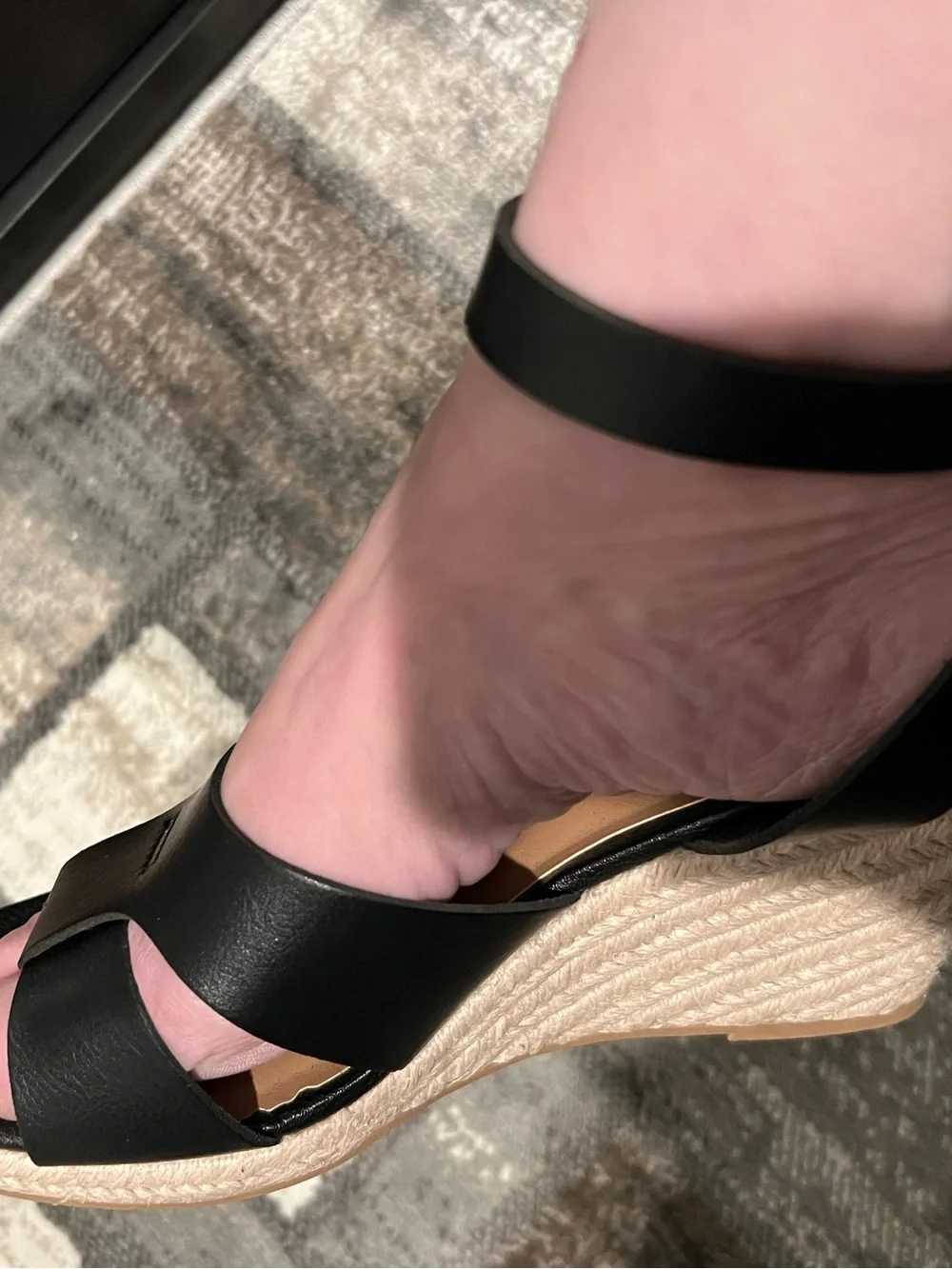Old Navy Black Espadrille Platform Sandals